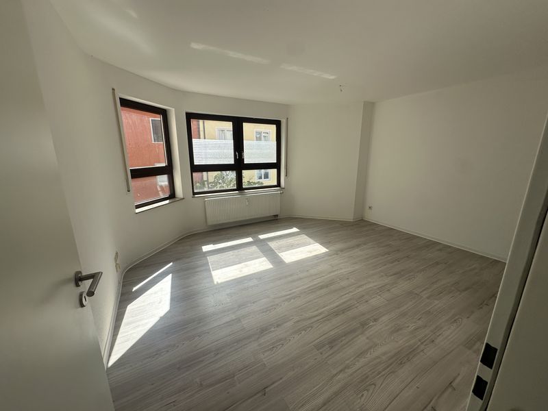 Neu renoviertes 1-Zimmer-Apartment in zentraler Lage von Neu-Ulm